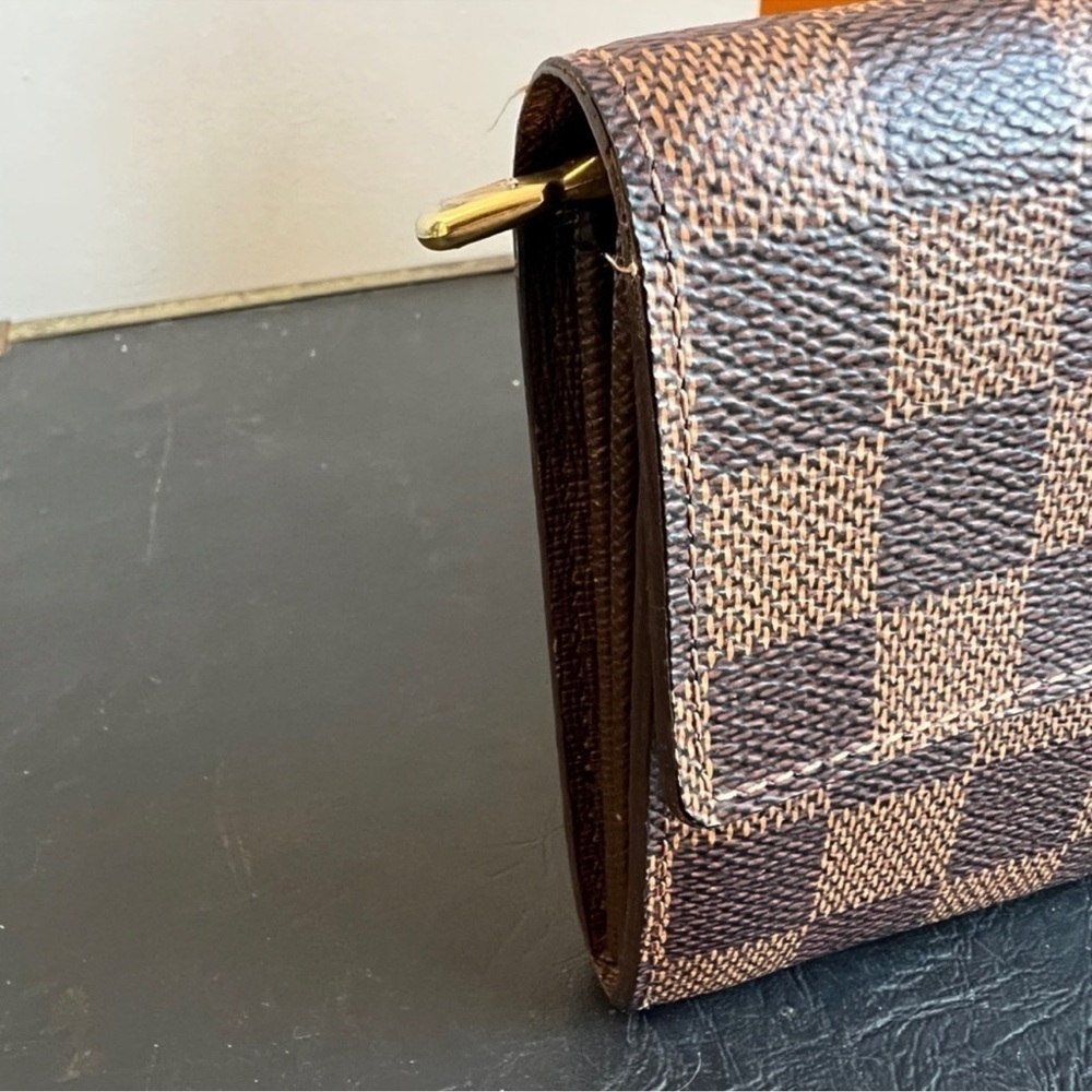 Authentic Louis Vuitton Sarah Damier Ebene wallet - Picture 4 of 11
